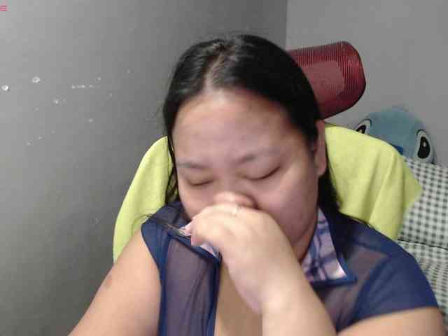 BubbleButtPinay webcam