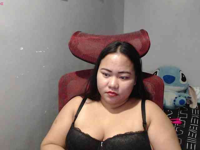 BubbleButtPinay webcam