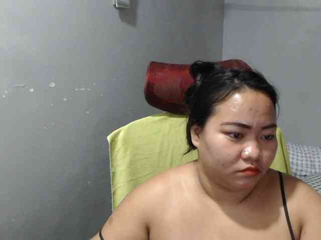 BubbleButtPinay webcam