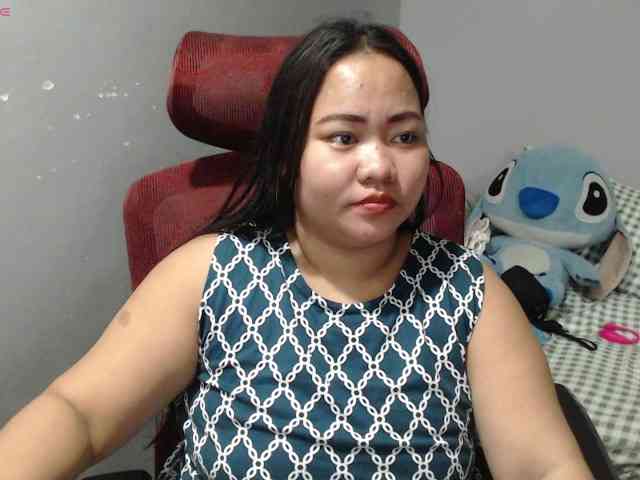 BubbleButtPinay webcam