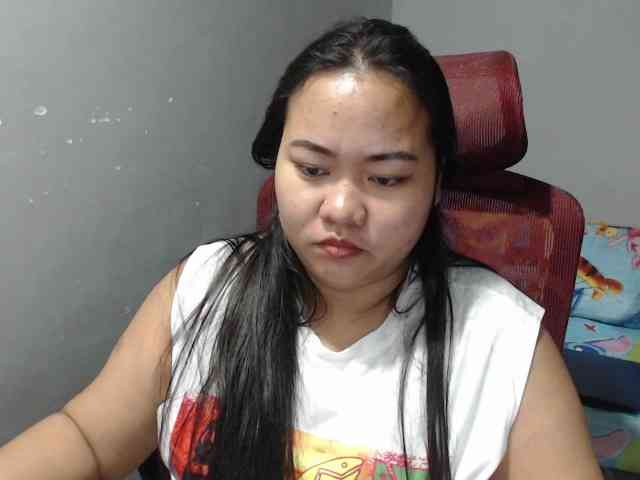 BubbleButtPinay webcam