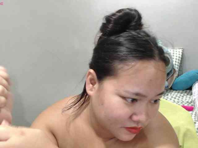 BubbleButtPinay webcam