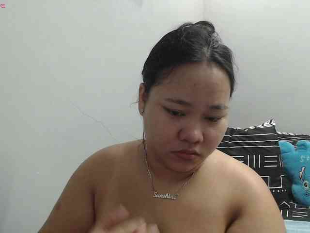 BubbleButtPinay webcam