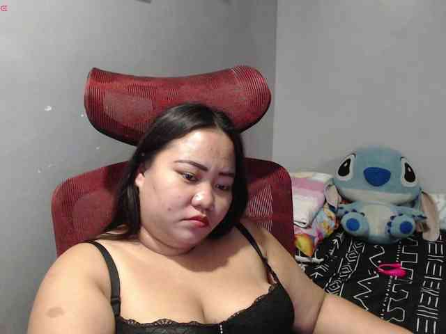 BubbleButtPinay webcam