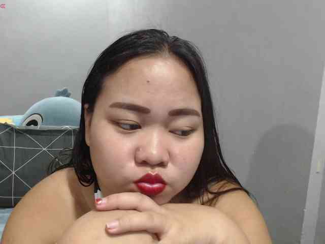 BubbleButtPinay webcam