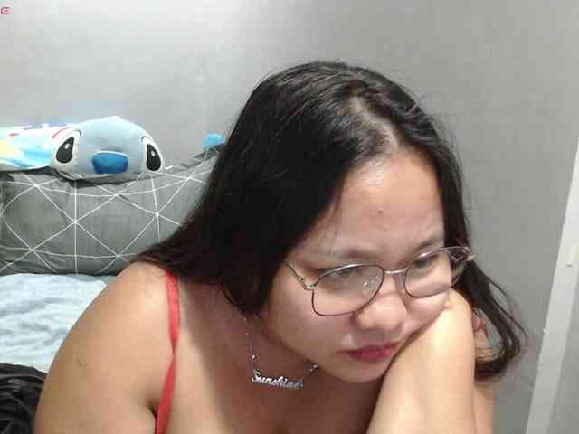BubbleButtPinay webcam