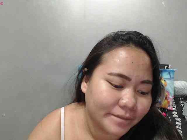 BubbleButtPinay webcam