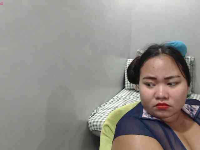 BubbleButtPinay webcam