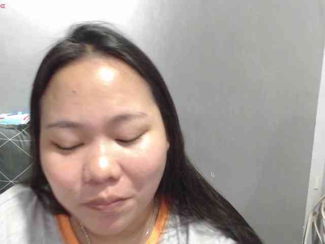 BubbleButtPinay webcam