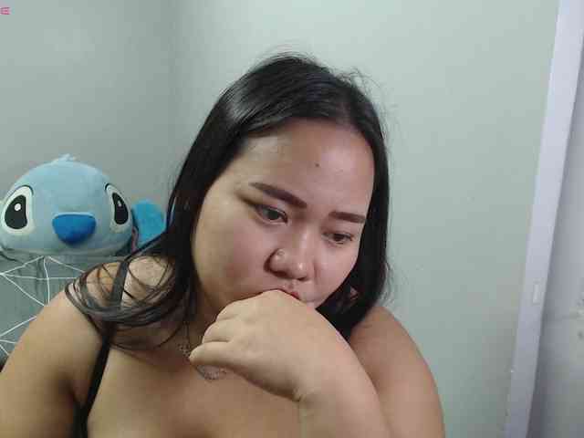 BubbleButtPinay webcam