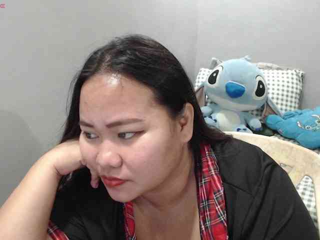 BubbleButtPinay webcam