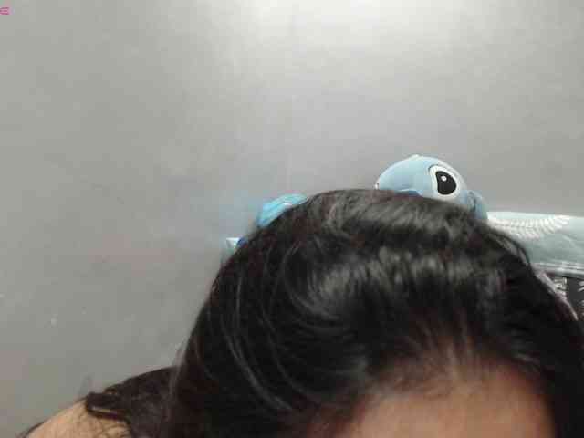 BubbleButtPinay webcam