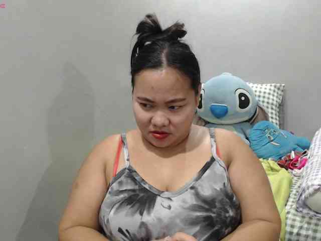 BubbleButtPinay webcam