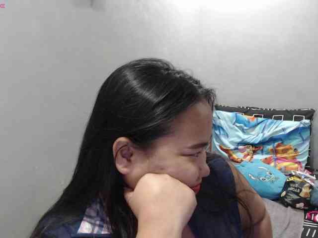 BubbleButtPinay webcam