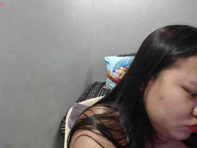 BubbleButtPinay webcam