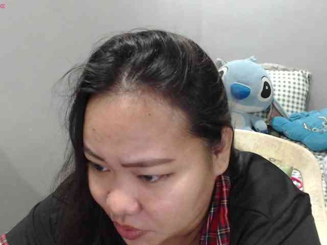 BubbleButtPinay webcam