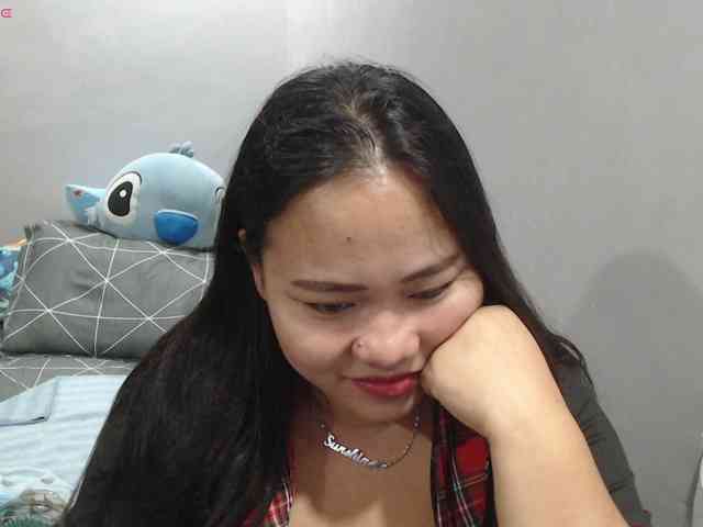 BubbleButtPinay webcam
