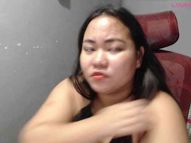 BubbleButtPinay webcam