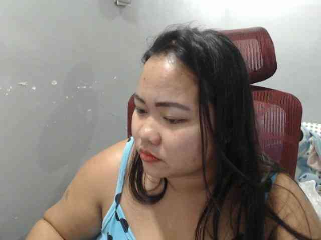 BubbleButtPinay webcam