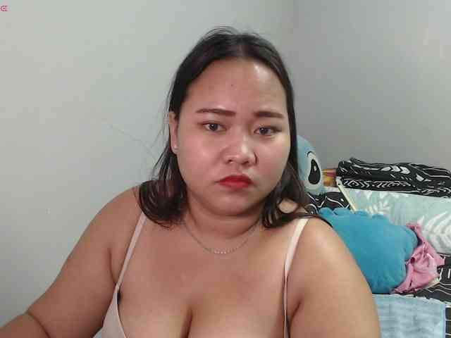 BubbleButtPinay webcam