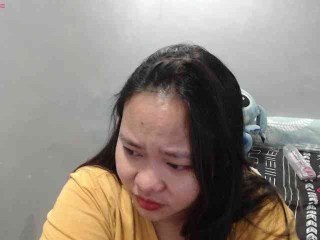 BubbleButtPinay webcam