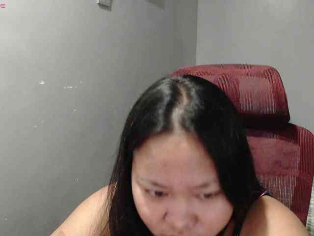 BubbleButtPinay webcam