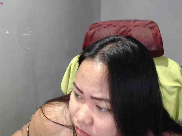 BubbleButtPinay webcam