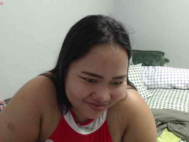 BubbleButtPinay webcam