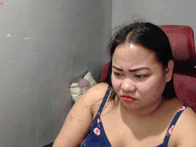 BubbleButtPinay webcam