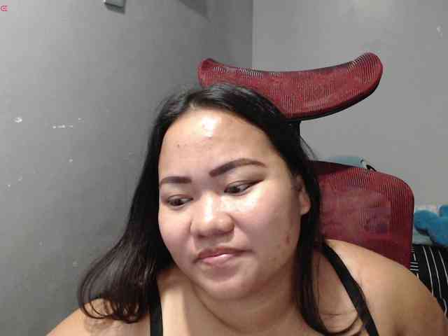 BubbleButtPinay webcam