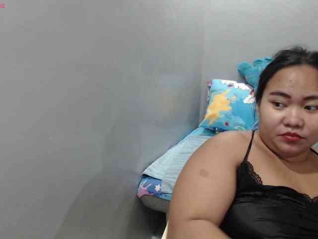 BubbleButtPinay webcam