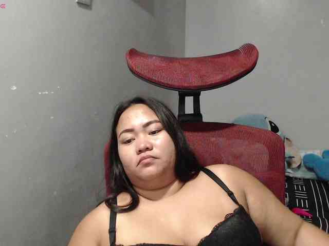 BubbleButtPinay webcam