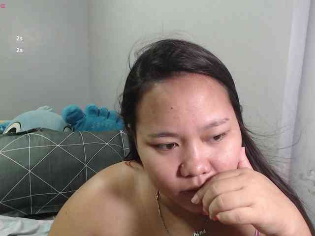 BubbleButtPinay webcam