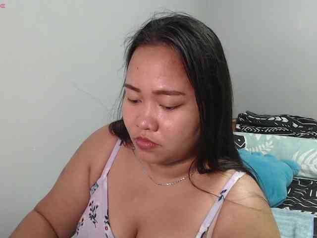 BubbleButtPinay webcam