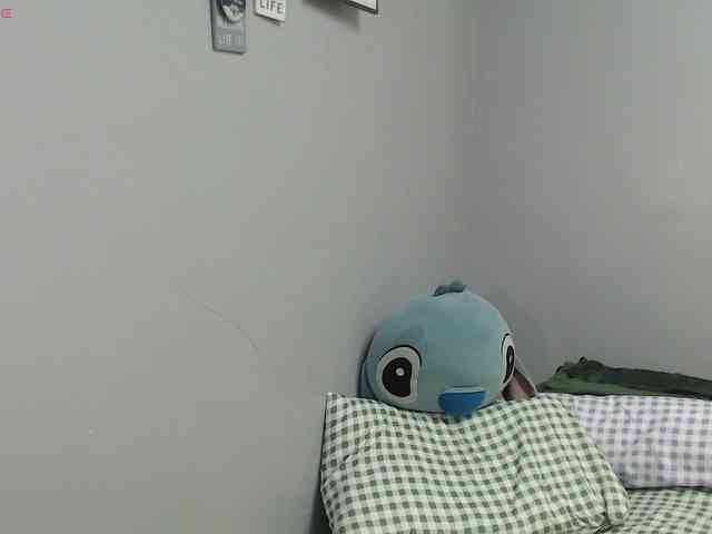 BubbleButtPinay webcam