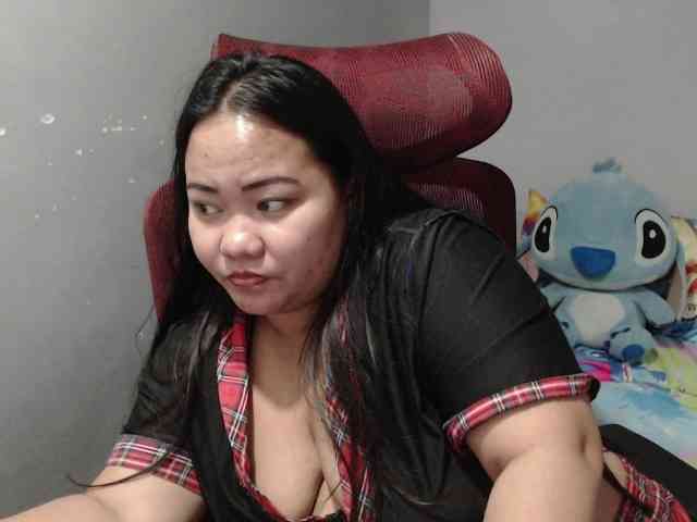 BubbleButtPinay webcam