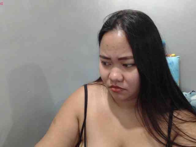 BubbleButtPinay webcam