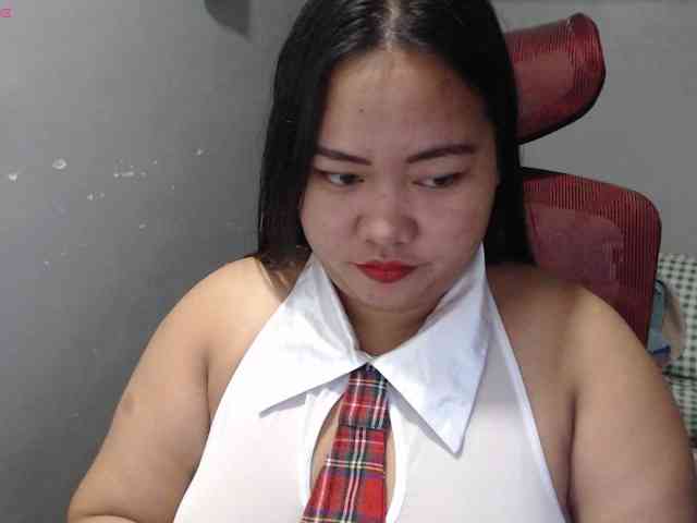 BubbleButtPinay webcam