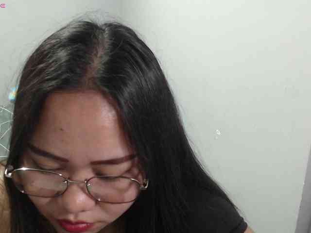 BubbleButtPinay webcam