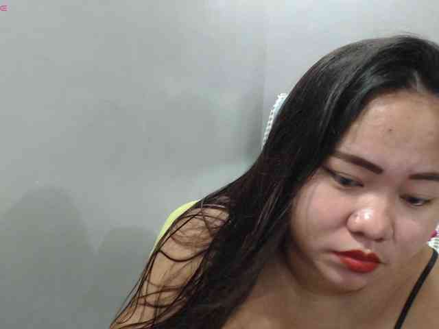 BubbleButtPinay webcam