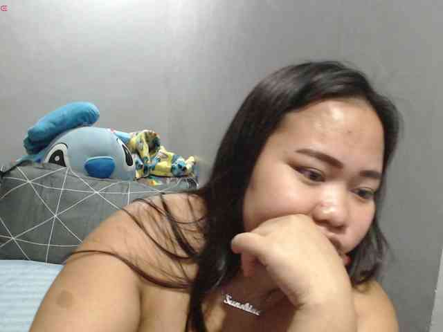 BubbleButtPinay webcam