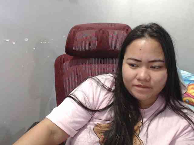 BubbleButtPinay webcam