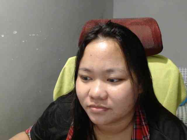 BubbleButtPinay webcam