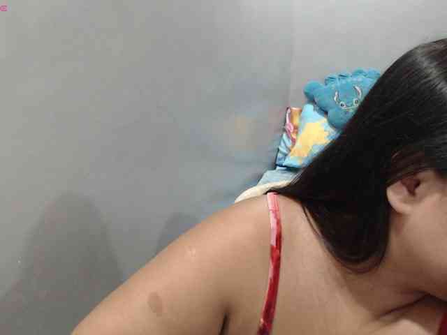 BubbleButtPinay webcam