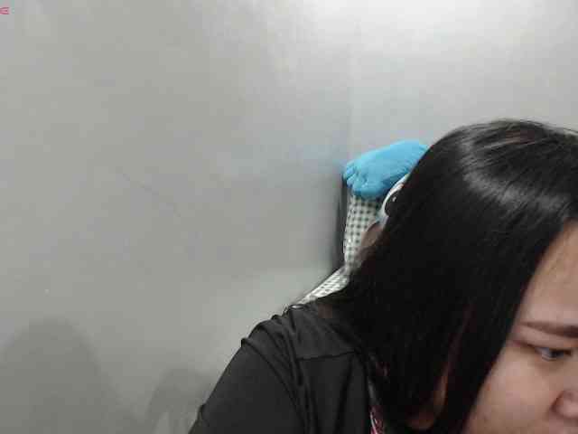 BubbleButtPinay webcam