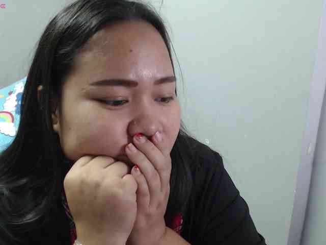 BubbleButtPinay webcam