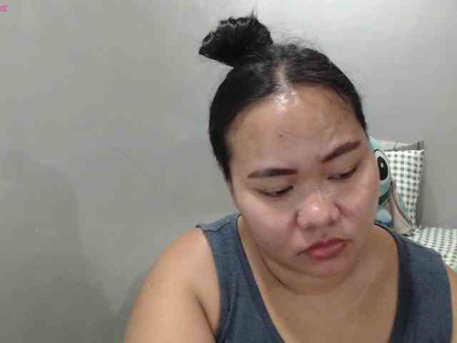 BubbleButtPinay webcam