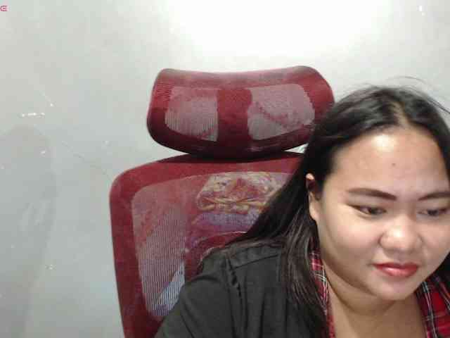 BubbleButtPinay webcam