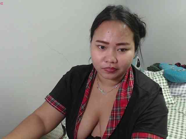 BubbleButtPinay webcam