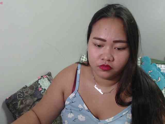 BubbleButtPinay webcam